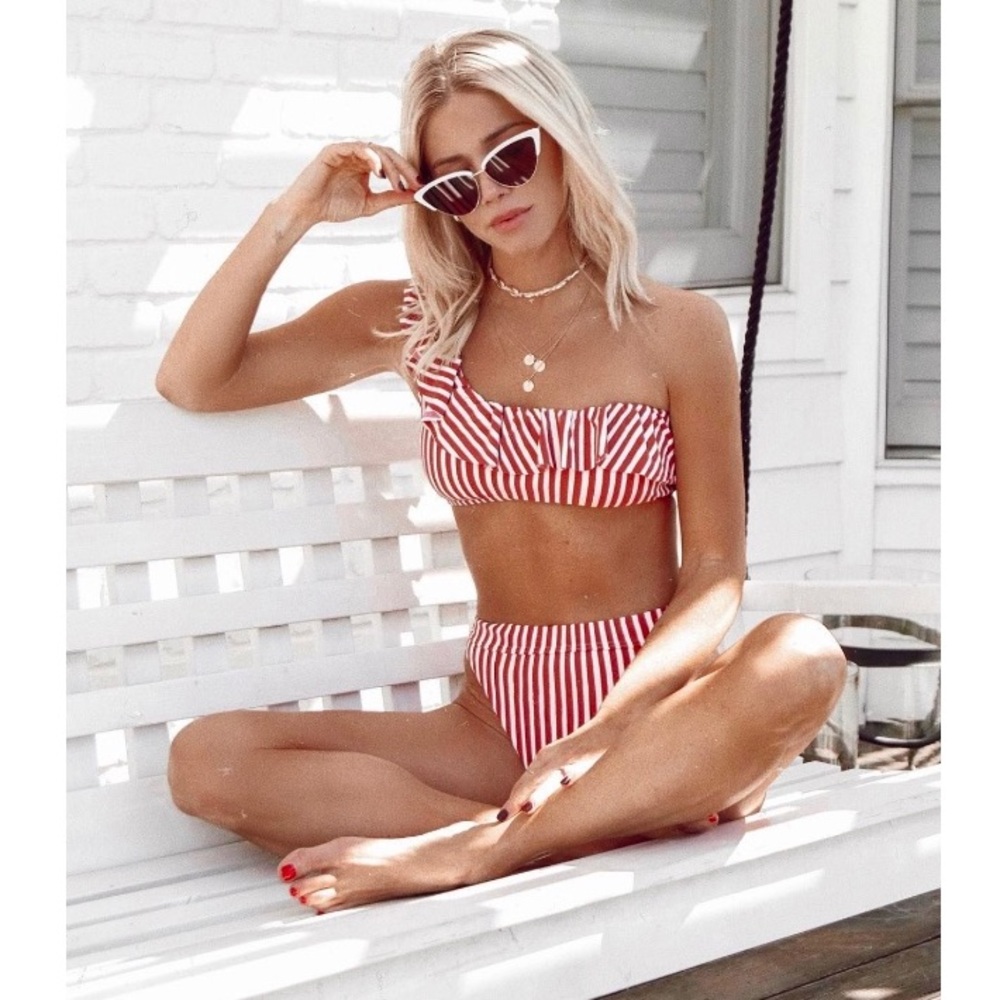 🔥🔥BILLABONG - SINCERELY JULES DOS PALMAS BIKINI